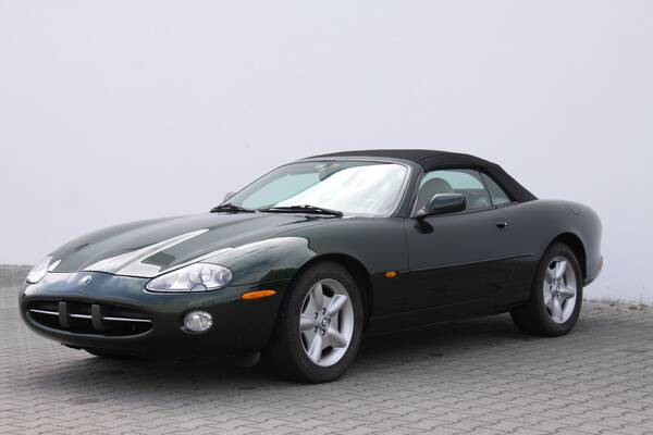 Jaguar XK8/X100 Cabrio